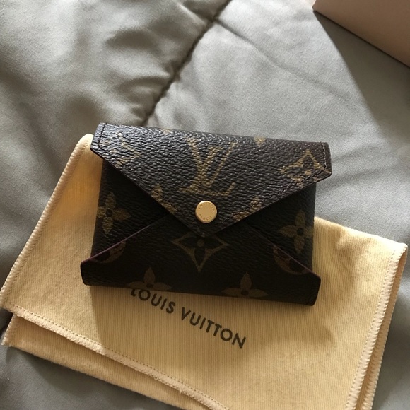 ❌SOLD❌ Louis Vuitton Card Holder - Picture 2 of 8